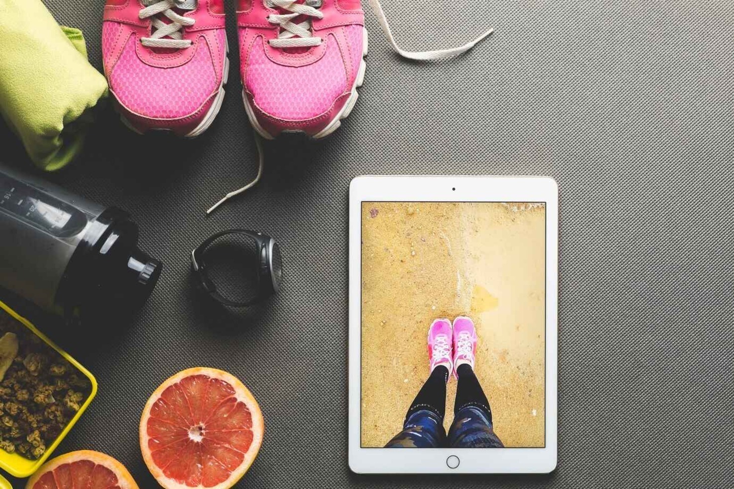“Fitness vision board and tracker on a desk for workout motivation”